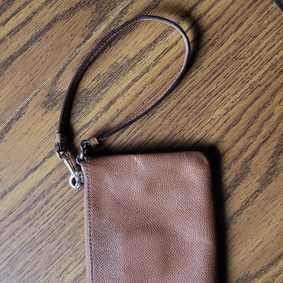 Coach Wristlet - Picture 6 of 17